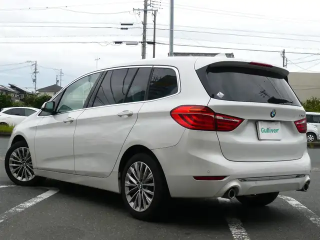 ＢＭＷ ＢＭＷ ２１８ｄ グランツアラー ラグジュアリー 静岡県 2021(令3)年 4.3万km ミネラルホワイト 禁煙車/純正メーカーナビ/バックカメラ/Bluetooth/衝突警告/歩行者警告/車線逸脱警告/クリアランスソナー/オートライト/LEDヘッドライト/オートワイパー/パワーバックドア/電子パーキング/スマートキー/スペアキー/ETC/新車保証書