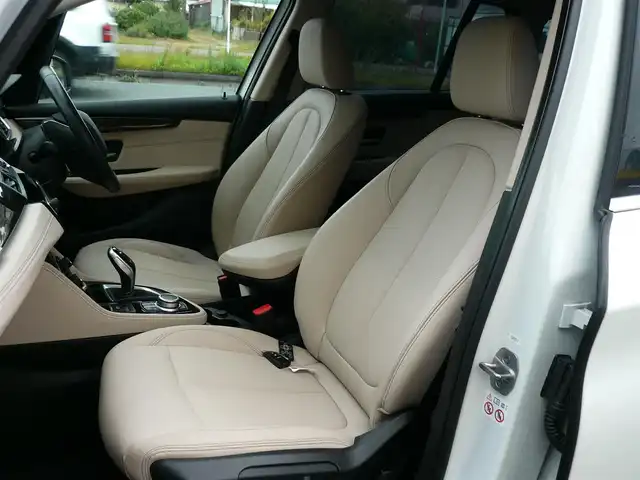 ＢＭＷ ＢＭＷ ２１８ｄ グランツアラー ラグジュアリー 静岡県 2021(令3)年 4.3万km ミネラルホワイト 禁煙車/純正メーカーナビ/バックカメラ/Bluetooth/衝突警告/歩行者警告/車線逸脱警告/クリアランスソナー/オートライト/LEDヘッドライト/オートワイパー/パワーバックドア/電子パーキング/スマートキー/スペアキー/ETC/新車保証書