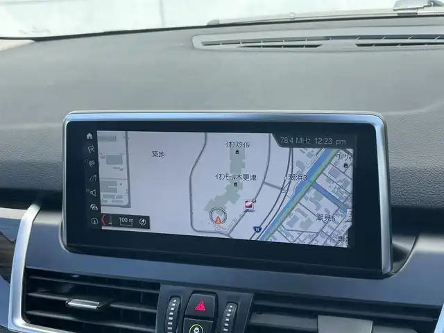 ＢＭＷ ＢＭＷ ２１８ｄ グランツアラー ラグジュアリー 千葉県 2021(令3)年 4.3万km ミネラルホワイト アドバンスドセーフティパッケージ/・レーダークルーズコントロール/・ヘッドアップディスプレイ/ドライビングアシスト/・衝突軽減ブレーキ/レーンキープアシスト/パーキングサポートパッケージ/・クリアランスソナー/パーキングアシスト/純正メーカーナビ/・BT/USB/バックカメラ/ETC/ステアリングスイッチ/レザーシート(ベージュ)/シートヒーター(D/N席)/パワーシート(D/N席)/パワーバックドア/LEDヘッドライト/オートライト/オートハイビーム/スマートキー/プッシュスタート/純正フロアマット