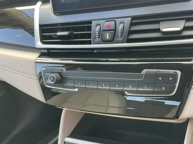 ＢＭＷ ＢＭＷ ２１８ｄ グランツアラー ラグジュアリー 千葉県 2021(令3)年 4.3万km ミネラルホワイト アドバンスドセーフティパッケージ/・レーダークルーズコントロール/・ヘッドアップディスプレイ/ドライビングアシスト/・衝突軽減ブレーキ/レーンキープアシスト/パーキングサポートパッケージ/・クリアランスソナー/パーキングアシスト/純正メーカーナビ/・BT/USB/バックカメラ/ETC/ステアリングスイッチ/レザーシート(ベージュ)/シートヒーター(D/N席)/パワーシート(D/N席)/パワーバックドア/LEDヘッドライト/オートライト/オートハイビーム/スマートキー/プッシュスタート/純正フロアマット