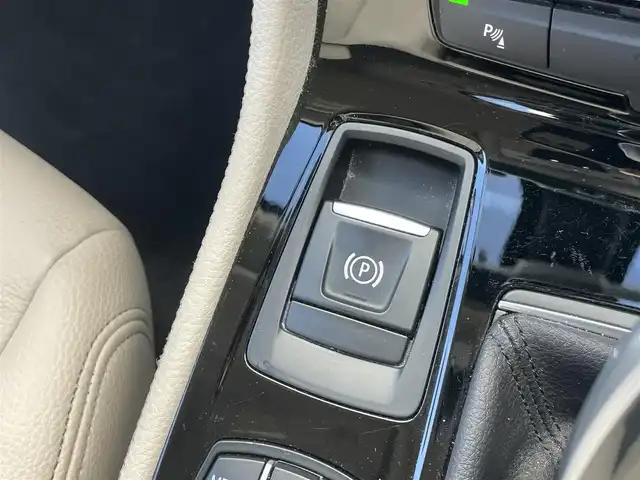 ＢＭＷ ＢＭＷ ２１８ｄ グランツアラー ラグジュアリー 千葉県 2021(令3)年 4.3万km ミネラルホワイト アドバンスドセーフティパッケージ/・レーダークルーズコントロール/・ヘッドアップディスプレイ/ドライビングアシスト/・衝突軽減ブレーキ/レーンキープアシスト/パーキングサポートパッケージ/・クリアランスソナー/パーキングアシスト/純正メーカーナビ/・BT/USB/バックカメラ/ETC/ステアリングスイッチ/レザーシート(ベージュ)/シートヒーター(D/N席)/パワーシート(D/N席)/パワーバックドア/LEDヘッドライト/オートライト/オートハイビーム/スマートキー/プッシュスタート/純正フロアマット