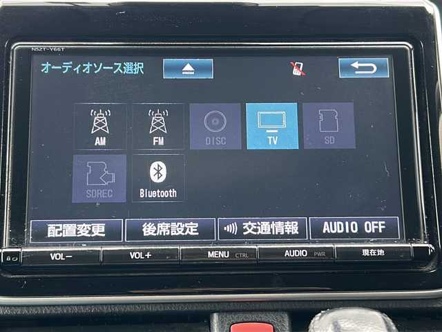 トヨタ ヴォクシー ZS 煌Ⅱ 三重県 2016(平28)年 9.2万km ブラック 純正9型ナビ　/純正12.1型後席モニター　/バックカメラ　/ビルトインETC2.0　/両側パワースライドドア　/前方ドライブレコーダー　/レーンキープアシスト　/衝突軽減ブレーキ/アイドリングストップ/純正フロアマット　/オートハイビーム /オートライト/革巻きステアリング/ステアリングスイッチ/電動格納ミラー/禁煙車