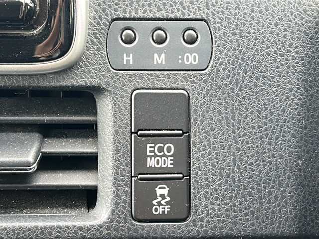 トヨタ ヴォクシー ZS 煌Ⅱ 三重県 2016(平28)年 9.2万km ブラック 純正9型ナビ　/純正12.1型後席モニター　/バックカメラ　/ビルトインETC2.0　/両側パワースライドドア　/前方ドライブレコーダー　/レーンキープアシスト　/衝突軽減ブレーキ/アイドリングストップ/純正フロアマット　/オートハイビーム /オートライト/革巻きステアリング/ステアリングスイッチ/電動格納ミラー/禁煙車