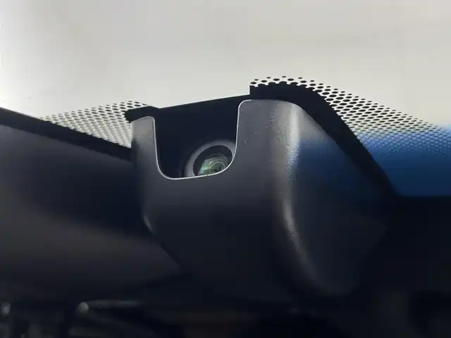 トヨタ ハリアー G 埼玉県 2022(令4)年 3.6万km ホワイトパールクリスタルシャイン 純正8型ナビ モデリスタエアロ バックカメラ ビルトインETC　ドライブレコーダー　デジタルインナーミラー　フルセグTV　Bluetooth　追従走行　パワーシート　電動リアゲート　ＭＴモード付AT　LEDヘッドライト　