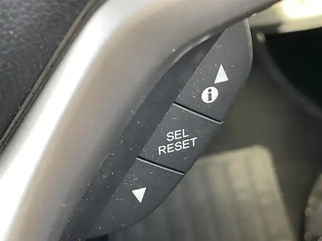 ホンダ シャトル ハイブリッド Z 千葉県 2017(平29)年 7.8万km ルーセブラックM 純正7インチナビ/Bluetooth/フルセグTV/クルーズコントロール/バックカメラ/DVD再生機能/ETC/ハーフレザーシート/シートヒーター/LEDヘッドライト/オートライト/スマートキー/プッシュスタート/レーンキープアシスト