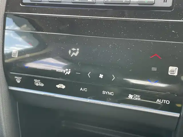 ホンダ シャトル ハイブリッド Z 千葉県 2017(平29)年 7.8万km ルーセブラックM 純正7インチナビ/Bluetooth/フルセグTV/クルーズコントロール/バックカメラ/DVD再生機能/ETC/ハーフレザーシート/シートヒーター/LEDヘッドライト/オートライト/スマートキー/プッシュスタート/レーンキープアシスト