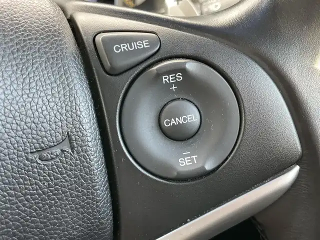 ホンダ シャトル ハイブリッド Z 千葉県 2017(平29)年 7.8万km ルーセブラックM 純正7インチナビ/Bluetooth/フルセグTV/クルーズコントロール/バックカメラ/DVD再生機能/ETC/ハーフレザーシート/シートヒーター/LEDヘッドライト/オートライト/スマートキー/プッシュスタート/レーンキープアシスト