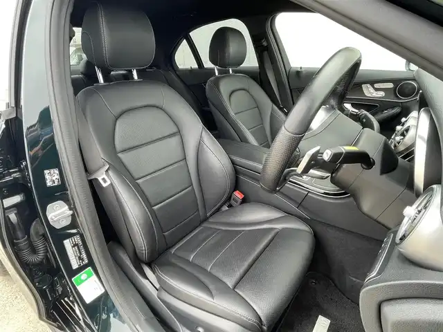 メルセデス・ベンツ Ｃ２００ アバンギャルド AMGライン 東京都 2018(平30)年 1.3万km エメラルドグリーン ＡＭＧライン/レーダーセーフティＰＫＧ/エアサス/アンビエントライト/オートハイビーム/黒革シート/シートヒーター/純正HDDナビ/バックカメラ/フルセグ/AppleCarPlay/ETC2.0/LED/スマートキー