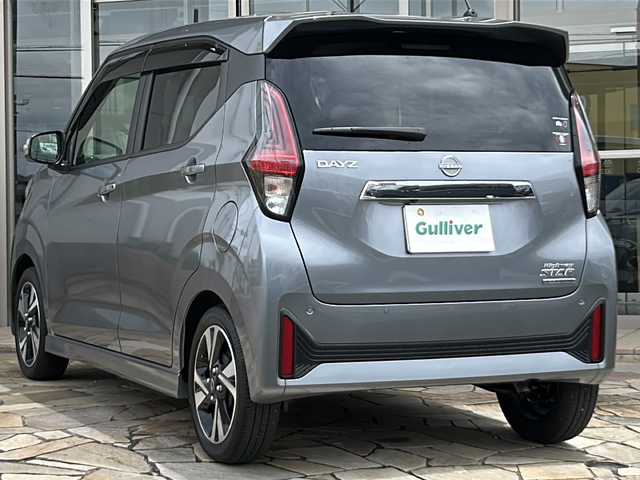 日産 デイズ HWS G ターボ プロパイロットED 静岡県 2024(令6)年 0.5万km チタニウムグレーメタリック プロパイロット/・エマージェンシーブレーキ/・アクティブクルーズコントロール/・レーンキープアシスト/・ブラインドスポットモニター/・クロストラフィックアラート/・先行車発進お知らせ機能/純正ナビ/・フルセグTV/・ラジオ/Bluetooth/HDMI/主要装備/・ETC/・全方位カメラ/・ステアリングリモコン/・オートライト/・アイドリングストップ/・オートホールド/・レザー調シート/・ドライブレコーダー前後/・プッシュスタート/・スマートキー