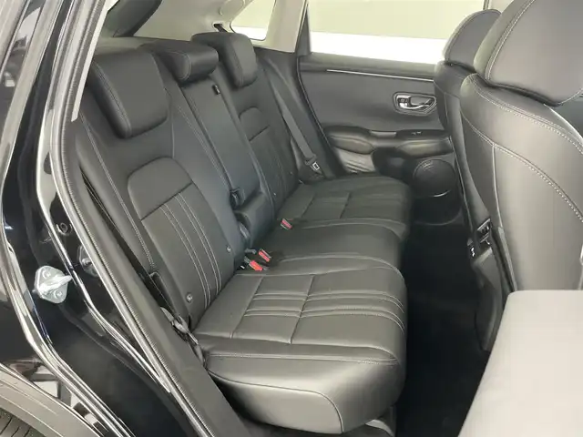 ホンダ ＺＲ－Ｖ ハイブリッド e:HEV Z 愛知県 2024(令6)年 1.9万km クリスタルブラックパール 純正９型ＤＡナビＴＶ　ＢＯＳＥ　黒革　禁煙車　シートヒーター　ワイヤレス充電　電動リアゲートステアリングヒーター　コーナーセンサー　ホンダセンシング　衝突軽減　追従クルコン　ハンドル支援　ＬＥＤライト