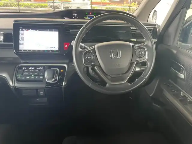 ホンダ ステップワゴン スパーダ eHEV G ホンダS 大阪府 2020(令2)年 5.8万km プレミアムスパークルブラックパール Gathers純正メモリナビ（CD/DVD/BT/SD）/Gathers純正フリップダウンモニター/フルセグテレビ/衝突軽減ブレーキ/ホンダセンシング/レーダークルーズコントロール/純正18インチアルミホイール/バックカメラ/LEDヘッドランプ/新車保証書/取扱説明書/ビルトインETC/ワンオーナー