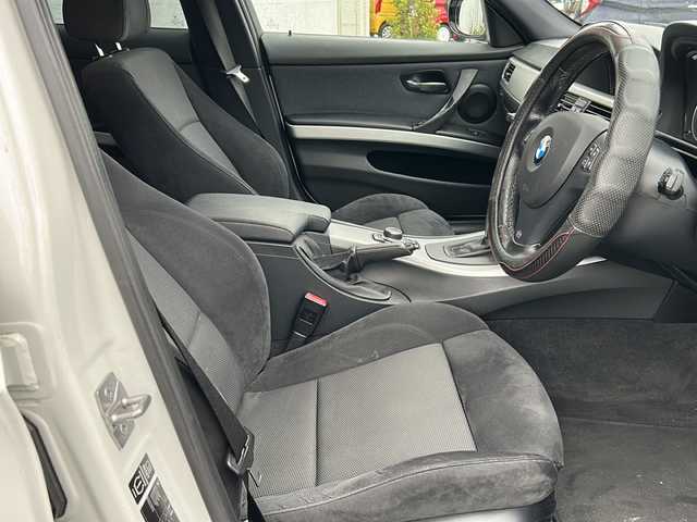 ＢＭＷ ３２０ｉ ツーリング Mスポーツ 千葉県 2012(平24)年 14.5万km アルピンホワイトⅢ ナビ クルーズコントロール　ハロゲンライト ドライブレコーダー　パワーウィンドウ フロアマット純正　ＡＢＳ オートライト ロービームヘッドライト ステアリングヒーター エアバッグＷ ＦＡＴシフト