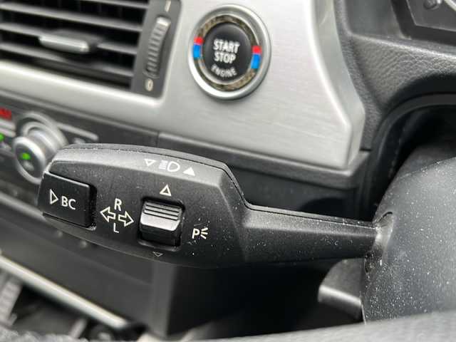 ＢＭＷ ３２０ｉ ツーリング Mスポーツ 千葉県 2012(平24)年 14.5万km アルピンホワイトⅢ ナビ クルーズコントロール　ハロゲンライト ドライブレコーダー　パワーウィンドウ フロアマット純正　ＡＢＳ オートライト ロービームヘッドライト ステアリングヒーター エアバッグＷ ＦＡＴシフト