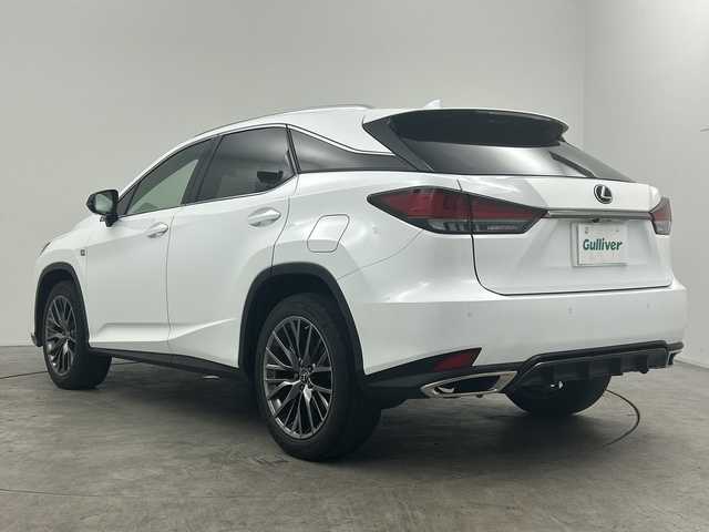 レクサス ＲＸ 300 Fスポーツ 三重県 2020(令2)年 4.2万km ホワイトノーヴァガラスフレーク 禁煙車/純正12.3型ナビ/CD/DVD/BD/SD/BT/フルセグTV/パノラミックビューモニター/サンルーフ/レクサスセーフティ/・プリクラッシュセーフティ/・レーントレーシングアシスト/・ブラインドスポットモニター/・パーキングサポートブレーキ/・ロードサインアシスト/レーダークルーズコントロール/HUD/３眼LEDヘッドライト/クリアランスソナー/シーケンシャルウィンカー/本革シート/・シートヒーター/・ベンチレーション/・パワーシート/ステアリングヒーター/パワーバックドア/パドルシフト/電動サイドブレーキ/ステアリングスイッチ/純正ビルトインETC2.0
