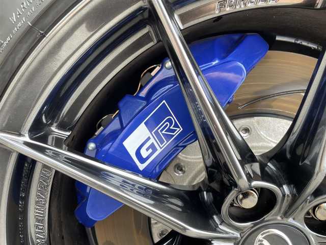 トヨタ ＧＲヤリス RZ ハイパフォーマンス セバスチャン オジェED 広島県 2025(令7)年 0.1万km未満 ガンＭ 登録時走行距離 50km/100台限定車「セバスチャンオジエ エディション」/・限定色マットステルスグレー（つや消し）/・カーボンリアスポイラー/・ブルーキャリパー/・BBS製純正18インチAW/・TOYOTA GAZOO Racingデカール/ワンオーナー/純正ナビ（フルセグTV/Bluetooth）/バックカメラ/ETC2.0/JBLプレミアムサウンド/ハーフレザーシート/・シートヒーター（D/N）/衝突被害軽減ブレーキ/車線逸脱警報/オートマチックハイビーム/ブラインドスポットモニター/レーダクルーズコントロール/コーナーセンサー/スペアキー