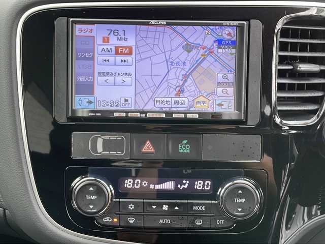 三菱 アウトランダー ＰＨＥＶ G セーフティパッケージ 長野県 2014(平26)年 6.6万km シルキーホワイト (株)IDOMが運営する【じしゃロン長野店】の自社ローン専用車両になります/こちらは現金またはオートローンご利用時の価格です。自社ローンご希望の方は別途その旨お申付け下さい./社外ナビ（CD/DVD/BT）/バックカメラ/HIDヘットライト/４WD/ステアリングスイッチ/クルーズコントロール/パドルシフト