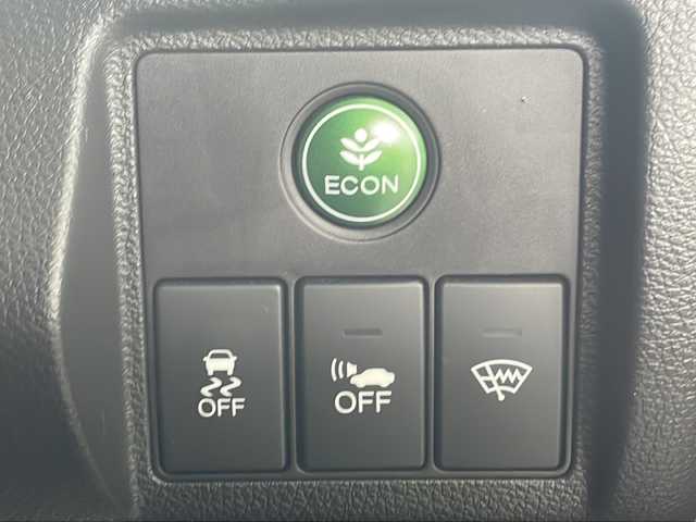 ホンダ ヴェゼル ハイブリッド X 福島県 2015(平27)年 8.5万km クリスタルブラックパール 純正ナビ（ＣＤ／ＤＶＤ／ＢＴ／ワンセグＴＶ／ＡＭ／ＦＭ）　プッシュスタート　クルーズコントロール　ステアリングスイッチ　パドルシフト　純正フロアマット　ＥＴＣ　純正１６インチＡＷ　スマートキー　ＬＥＤ