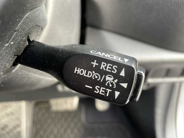 トヨタ Ｃ－ＨＲ G－T 岩手県 2018(平30)年 4.2万km ブラック/メタルストリームM トヨタセーフティセンスＰ　純正９型ナビ　バックカメラ　Ｂｌｕｅｔｏｏｔｈ　ＣＤ／ＤＶＤ再生　フルセグ　ＥＴＣ２．０　クルコン　シートヒーター　ランバーサポート　ＬＥＤオートハイビーム　前後センサー