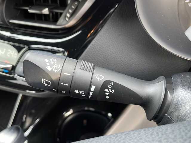 トヨタ Ｃ－ＨＲ G－T 岩手県 2018(平30)年 4.2万km ブラック/メタルストリームM トヨタセーフティセンスＰ　純正９型ナビ　バックカメラ　Ｂｌｕｅｔｏｏｔｈ　ＣＤ／ＤＶＤ再生　フルセグ　ＥＴＣ２．０　クルコン　シートヒーター　ランバーサポート　ＬＥＤオートハイビーム　前後センサー