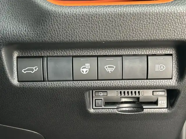 トヨタ ＲＡＶ４ アドベンチャー 三重県 2019(令1)年 1.1万km アッシュグレーメタリック/ グレーメタリック /禁煙車//純正9インチナビ/　フルセグTV/Bluetooth//バックカメラ//純正アルミホイール//シートヒーター//ベンチレーション//ハンドルヒーター//ステアリングスイッチ//オートエアコン//レーダークルーズコントロール//前後コーナーセンサー//オートライト//オートハイビーム//純正LEDヘッドライト//フォグライト//オートマッチングハイビーム//ETC//パワーバックドア//前後ドラレコ