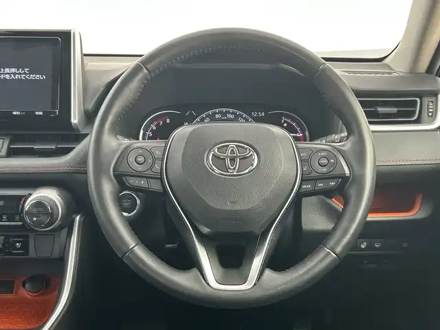 トヨタ ＲＡＶ４ アドベンチャー 三重県 2019(令1)年 1.1万km アッシュグレーメタリック/ グレーメタリック /禁煙車//純正9インチナビ/　フルセグTV/Bluetooth//バックカメラ//純正アルミホイール//シートヒーター//ベンチレーション//ハンドルヒーター//ステアリングスイッチ//オートエアコン//レーダークルーズコントロール//前後コーナーセンサー//オートライト//オートハイビーム//純正LEDヘッドライト//フォグライト//オートマッチングハイビーム//ETC//パワーバックドア//前後ドラレコ