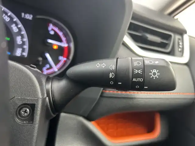 トヨタ ＲＡＶ４ アドベンチャー 三重県 2019(令1)年 1.1万km アッシュグレーメタリック/ グレーメタリック /禁煙車//純正9インチナビ/　フルセグTV/Bluetooth//バックカメラ//純正アルミホイール//シートヒーター//ベンチレーション//ハンドルヒーター//ステアリングスイッチ//オートエアコン//レーダークルーズコントロール//前後コーナーセンサー//オートライト//オートハイビーム//純正LEDヘッドライト//フォグライト//オートマッチングハイビーム//ETC//パワーバックドア//前後ドラレコ