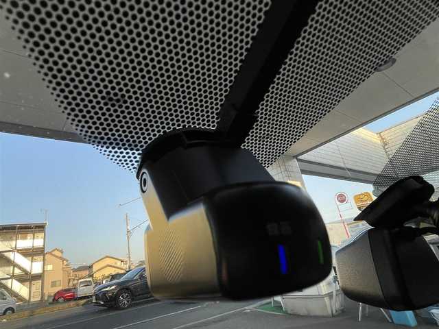 日産 スカイライン ニスモ 埼玉県 2024(令6)年 0.4万km グレー ワンオーナー /1000台限定車ニスモ/(RECAROシート+カーボン製フィニッシャー装着)/V6ツインターボ/ニスモレカロハーフレザーシート/カーボン製フィニッシャー/運転支援/・インテリジェントエマージェンシーブレーキ/・インテリジェントFCW(前方衝突予測警報)/・踏み間違い衝突防止アシスト/・LDW(車線逸脱警報)/・BSW(後側方車両検知警報)/・インテリジェントペダル(車間距離維持支援システム)/・インテリジェントLI(車線逸脱防止支援システム)/・インテリジェントBSI(後側方衝突防止支援システム)/・インテリジェントBUI(後退時衝突防止支援システム)/・インテリジェントクルーズコントロール/ドライブモードセレクター/カラーコード:KCE　NISMOステルスグレー/純正メモリナビ/　DTV/CD/DVD/Bluetooth/USB//　Music BOX/Android Auto/AUX/全方位カメラ/フロント/サイド/バック/パドルシフト/GPS(SUPER CAT)/純正ドライブレコーダー/ビルトインETC2.0/LEDヘッドライト/取扱説明書/保証書/スペアキー/セキュリティ&セーフティパックプレミアム