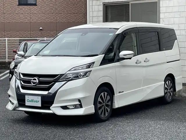 日産 セレナ ハイウェイスター Vセレクション 福岡県 2018(平30)年 3.7万km ブリリアントホワイトパール ワンオーナー/純正9インチSDナビ【MM517D-L】/　(AM/FM/CD/DVD/Blu-ray/Bluetooth/フルセグTV)/アラウンドビューモニター/純正フリップダウンモニター/走行支援システム/・インテリジェントエマージェンシーブレーキ/・車線逸脱警報/・ふらつき警報/クルーズコントロール/横滑り防止機能/インテリジェントパーキングアシスト/両側パワースライドドア/(ハンズフリー機能付き)/純正16インチアルミホイール/純正前方ドライブレコーダー/純正ビルトインETC/プッシュスタート/ステアリングスイッチ/電格ウィンカーミラー/ドアバイザー/純正フロアマット/スペアキー×1/保証書/取扱説明書/ナビ取扱説明書