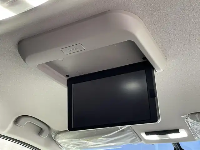 日産 セレナ ハイウェイスター Vセレクション 福岡県 2018(平30)年 3.7万km ブリリアントホワイトパール ワンオーナー/純正9インチSDナビ【MM517D-L】/　(AM/FM/CD/DVD/Blu-ray/Bluetooth/フルセグTV)/アラウンドビューモニター/純正フリップダウンモニター/走行支援システム/・インテリジェントエマージェンシーブレーキ/・車線逸脱警報/・ふらつき警報/クルーズコントロール/横滑り防止機能/インテリジェントパーキングアシスト/両側パワースライドドア/(ハンズフリー機能付き)/純正16インチアルミホイール/純正前方ドライブレコーダー/純正ビルトインETC/プッシュスタート/ステアリングスイッチ/電格ウィンカーミラー/ドアバイザー/純正フロアマット/スペアキー×1/保証書/取扱説明書/ナビ取扱説明書
