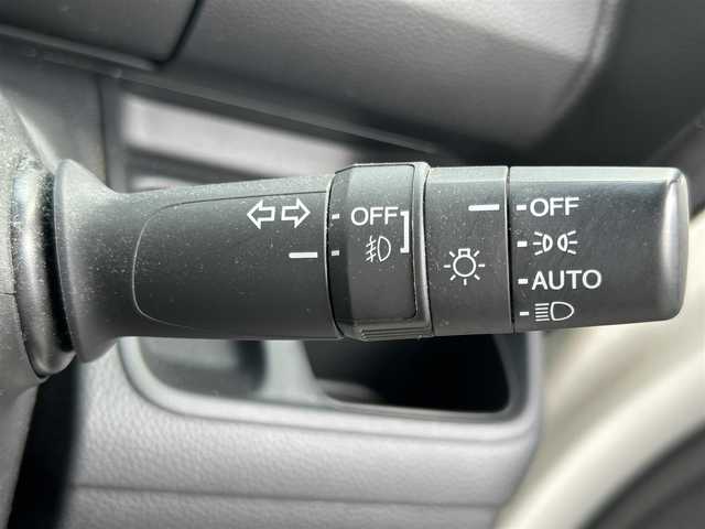 ホンダ Ｎ ＢＯＸ カスタム G L 佐賀県 2018(平30)年 3.8万km プレミアムホワイトパールⅡ 社外SDナビ/・バックカメラ/・フルセグTV/BT/CD/DVD/片側パワースライドドア/純正14インチAW/社外ドラレコ(前)/ETC/LEDヘッドライト/オートライト/フォグランプ/リアサンシェード/電動格納ミラー/フロアマット/ドアバイザー/ISOFIX