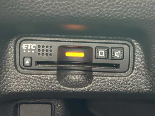 ホンダ Ｎ ＢＯＸ カスタム G L 佐賀県 2018(平30)年 3.8万km プレミアムホワイトパールⅡ 社外SDナビ/・バックカメラ/・フルセグTV/BT/CD/DVD/片側パワースライドドア/純正14インチAW/社外ドラレコ(前)/ETC/LEDヘッドライト/オートライト/フォグランプ/リアサンシェード/電動格納ミラー/フロアマット/ドアバイザー/ISOFIX