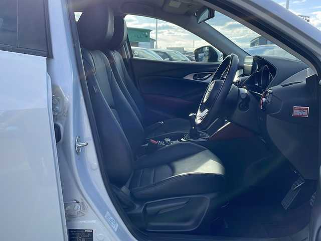 マツダ ＣＸ－３ XD プロアクティブ 徳島県 2017(平29)年 10.7万km セラミックM 純正SDナビ/（ラジオ/フルセグ/DISC/USB/BT/AUX）/ターボ/ブラインドスポットモニター/エアロ/（フロント/サイド/リアスポイラー）/半革シート/追従式クルーズコントロール/純正18AW/LEDヘッドライト/フォグライト/純正フロアマット/ETC/オートライト/スペアキー