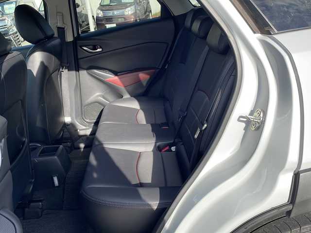 マツダ ＣＸ－３ XD プロアクティブ 徳島県 2017(平29)年 10.7万km セラミックM 純正SDナビ/（ラジオ/フルセグ/DISC/USB/BT/AUX）/ターボ/ブラインドスポットモニター/エアロ/（フロント/サイド/リアスポイラー）/半革シート/追従式クルーズコントロール/純正18AW/LEDヘッドライト/フォグライト/純正フロアマット/ETC/オートライト/スペアキー