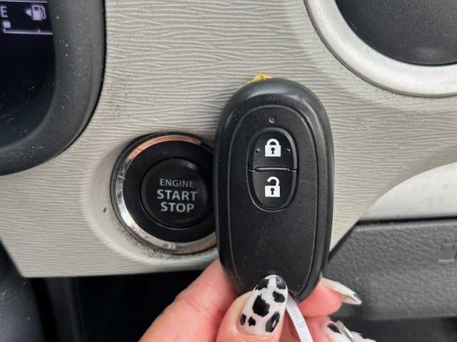 スズキ ワゴンＲ FZ 宮城県 2014(平26)年 6.7万km ブルーイッシュブラックパール3 登録時走行距離66748km/取り付けTV（RL7V-11SG）/CD・AUX・AM・FM/ワンオーナー/スマートキー/スペアあり/アイドリングストップ/シートヒーター（D席）/ベンチシート/衝突軽減システム/横滑り防止装置/電動格納ミラー/ウインカーミラー/ドアバイザー/純正アルミホイール/冬タイヤ4本