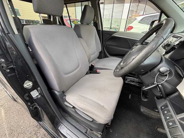 スズキ ワゴンＲ FZ 宮城県 2014(平26)年 6.7万km ブルーイッシュブラックパール3 登録時走行距離66748km/取り付けTV（RL7V-11SG）/CD・AUX・AM・FM/ワンオーナー/スマートキー/スペアあり/アイドリングストップ/シートヒーター（D席）/ベンチシート/衝突軽減システム/横滑り防止装置/電動格納ミラー/ウインカーミラー/ドアバイザー/純正アルミホイール/冬タイヤ4本