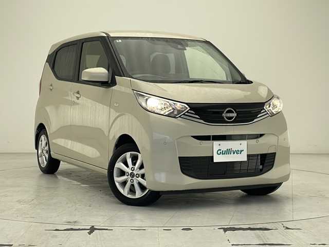 日産 デイズ X 沖縄県 2024(令6)年 0.3万km フローズンバニラパール 純正９型メモリナビ　【MM223D-Le】/　(フルセグＴＶ　DVD　Ｂｌｕｅｔｏｏｔｈ　USB)/バックカメラ/ETC　/ドライブレコーダー　/プッシュスタート　/スマートキー　/ＬＥＤヘッドライト/オートライト　/エマージェンシーブレーキ　/アイドリングストップ/純正１４インチアルミホイール/純正フロアマット