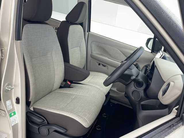 日産 デイズ X 沖縄県 2024(令6)年 0.3万km フローズンバニラパール 純正９型メモリナビ　【MM223D-Le】/　(フルセグＴＶ　DVD　Ｂｌｕｅｔｏｏｔｈ　USB)/バックカメラ/ETC　/ドライブレコーダー　/プッシュスタート　/スマートキー　/ＬＥＤヘッドライト/オートライト　/エマージェンシーブレーキ　/アイドリングストップ/純正１４インチアルミホイール/純正フロアマット