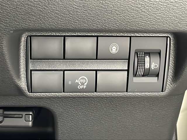 日産 デイズ X 沖縄県 2024(令6)年 0.3万km フローズンバニラパール 純正９型メモリナビ　【MM223D-Le】/　(フルセグＴＶ　DVD　Ｂｌｕｅｔｏｏｔｈ　USB)/バックカメラ/ETC　/ドライブレコーダー　/プッシュスタート　/スマートキー　/ＬＥＤヘッドライト/オートライト　/エマージェンシーブレーキ　/アイドリングストップ/純正１４インチアルミホイール/純正フロアマット