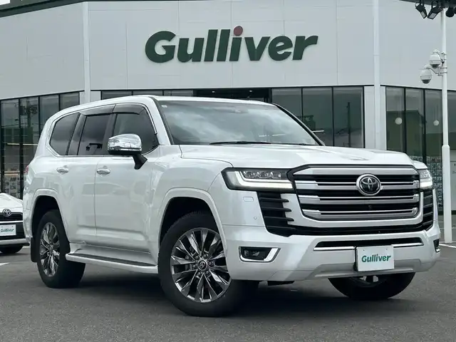 トヨタ ランドクルーザー ZX 長崎県 2023(令5)年 1.7万km プレシャスホワイトパール 純正ナビ（BT/CD/AM/FM)/フルセグTV/全方位カメラ/USB入力端子/100V充電/ETC2.0/パワーシート/電動リアゲート/電動格納サードシート/レザーシート/クルーズコントロール/コーナーセンサー/ウィンカーミラー/スペアキー/ワンオーナー