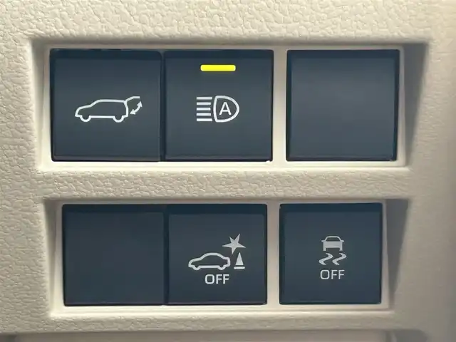 トヨタ ランドクルーザー ZX 長崎県 2023(令5)年 1.7万km プレシャスホワイトパール 純正ナビ（BT/CD/AM/FM)/フルセグTV/全方位カメラ/USB入力端子/100V充電/ETC2.0/パワーシート/電動リアゲート/電動格納サードシート/レザーシート/クルーズコントロール/コーナーセンサー/ウィンカーミラー/スペアキー/ワンオーナー