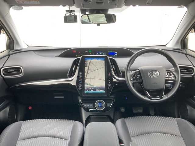 トヨタ プリウス ＰＨＶ S ナビパッケージ 千葉県 2020(令2)年 2.4万km シルバーM 禁煙車/プラグインハイブリット/モデリスタフルエアロ/純正SDナビ（フルセグTV・Bluetooth・USB）/全方位カメラ/トヨタセーフティセンス/プリクラッシュセーフティ/レーントレーシングアシスト/オートマチックハイビーム/レーダークルーズコントロール/ロードサインアシスト/先行車発進告知機能/LEDヘッドライト/スマートキー/前後ドライブレコーダーCS91FH/ビルトインETC2.0/ブラインドスポットモニター/パーキングサポートブレーキ/横滑り防止機能/純正ドアバイザー/純正フロアマット