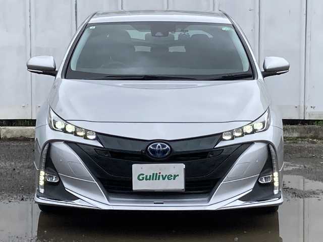 トヨタ プリウス ＰＨＶ S ナビパッケージ 千葉県 2020(令2)年 2.4万km シルバーM 禁煙車/プラグインハイブリット/モデリスタフルエアロ/純正SDナビ（フルセグTV・Bluetooth・USB）/全方位カメラ/トヨタセーフティセンス/プリクラッシュセーフティ/レーントレーシングアシスト/オートマチックハイビーム/レーダークルーズコントロール/ロードサインアシスト/先行車発進告知機能/LEDヘッドライト/スマートキー/前後ドライブレコーダーCS91FH/ビルトインETC2.0/ブラインドスポットモニター/パーキングサポートブレーキ/横滑り防止機能/純正ドアバイザー/純正フロアマット