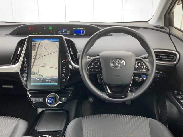 トヨタ プリウス ＰＨＶ S ナビパッケージ 千葉県 2020(令2)年 2.4万km シルバーM 禁煙車/プラグインハイブリット/モデリスタフルエアロ/純正SDナビ（フルセグTV・Bluetooth・USB）/全方位カメラ/トヨタセーフティセンス/プリクラッシュセーフティ/レーントレーシングアシスト/オートマチックハイビーム/レーダークルーズコントロール/ロードサインアシスト/先行車発進告知機能/LEDヘッドライト/スマートキー/前後ドライブレコーダーCS91FH/ビルトインETC2.0/ブラインドスポットモニター/パーキングサポートブレーキ/横滑り防止機能/純正ドアバイザー/純正フロアマット