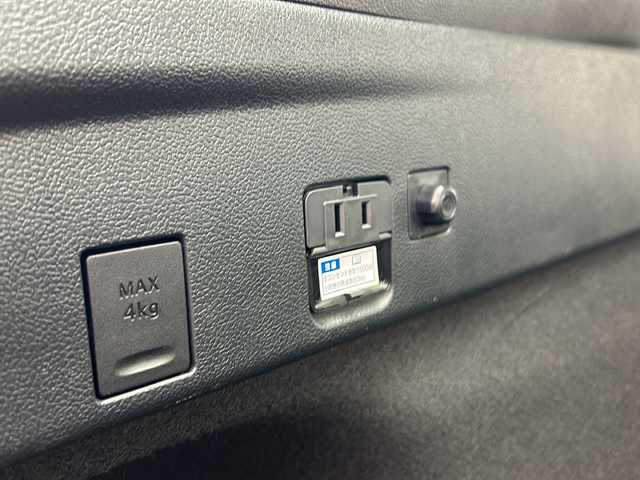 トヨタ プリウス ＰＨＶ S ナビパッケージ 千葉県 2020(令2)年 2.4万km シルバーM 禁煙車/プラグインハイブリット/モデリスタフルエアロ/純正SDナビ（フルセグTV・Bluetooth・USB）/全方位カメラ/トヨタセーフティセンス/プリクラッシュセーフティ/レーントレーシングアシスト/オートマチックハイビーム/レーダークルーズコントロール/ロードサインアシスト/先行車発進告知機能/LEDヘッドライト/スマートキー/前後ドライブレコーダーCS91FH/ビルトインETC2.0/ブラインドスポットモニター/パーキングサポートブレーキ/横滑り防止機能/純正ドアバイザー/純正フロアマット