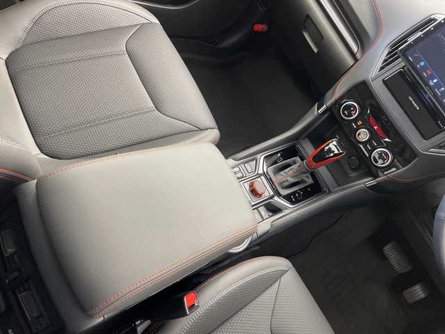 スバル フォレスター ハイブリッド X－ブレイク 福島県 2022(令4)年 2.7万km クリスタルブラックシリカ Pioneer Carozzeriaオーディオディスプレイ/（BT/ Apple car play/ Android auto/ iPod）/ステアリングヒーター/4WD/D+N席パワーシート/ シートヒーター/アイサイト/D席シートセット/12V/ 120W充電/LEDヘッドライト/デジタルインナーミラー/SRH搭載/バックカメラ