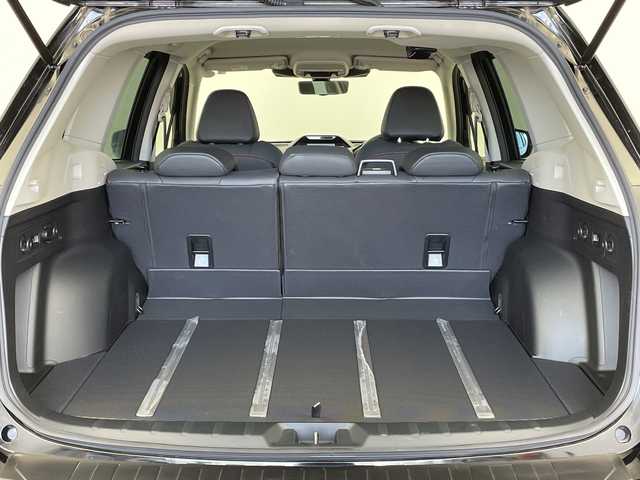 スバル フォレスター ハイブリッド X－ブレイク 福島県 2022(令4)年 2.7万km クリスタルブラックシリカ Pioneer Carozzeriaオーディオディスプレイ/（BT/ Apple car play/ Android auto/ iPod）/ステアリングヒーター/4WD/D+N席パワーシート/ シートヒーター/アイサイト/D席シートセット/12V/ 120W充電/LEDヘッドライト/デジタルインナーミラー/SRH搭載/バックカメラ