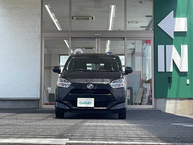 ダイハツ ミラ イース X SAⅢ 愛知県 2017(平29)年 9.2万km ブラックマイカメタリック 禁煙車/純正ナビ/フルセグ/バックカメラ/Bluetooth/前後コーナーセンサー/クリアランスソナー/レーンキープアシスト/衝突軽減ブレーキ/オートライト/オートハイビーム/フォグランプ/LEDヘッドライト/SHIFTOLOCK/USB入力端子/ドアバイザー/社外フロアマット/ETC/取扱説明書/保証書