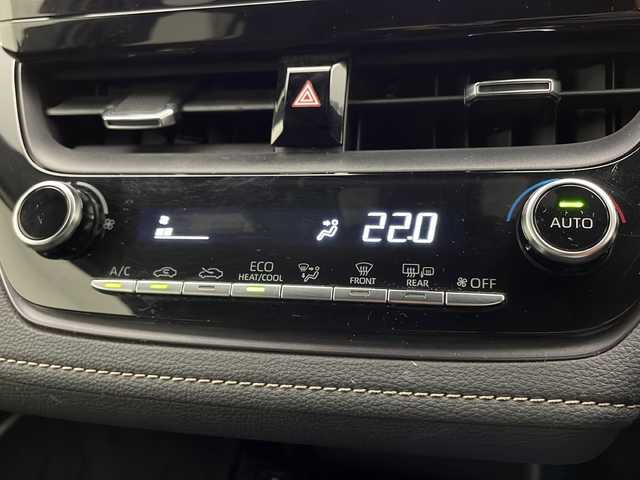 トヨタ カローラツーリング ダブルバイビー 宮崎県 2020(令2)年 3.4万km ホワイトパールクリスタルシャイン ワンオーナー/モデリスタフルエアロ/Toyota Safety Sense/〇プリクラシュセーフティ/〇レーントレーシングアシスト/〇パーキングサポートブレーキ/〇ロードサインアシスト/〇クリアランスソナー/〇レーダークルーズコントロール/〇オートマチックハイビーム/〇先行車発進告知/純正9インチナビ/バックカメラ/ハーフレザーシート/シートヒーター/LEDヘッドライト/ビルトインETC/純正17インチAW/保証書/取扱説明書