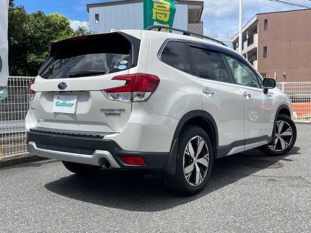 スバル フォレスター ハイブリッド アドバンス 埼玉県 2019(平31)年 7.9万km クリスタルホワイトP 純正SDナビ/　【Bluetooth/フルセグTV/DVD/CD/Apple CarPlay】/革シート/サンルーフ/アイサイト/　●プリクラッシュブレーキ/　●ツーリングアシスト/　●車線逸脱抑制機能/　●AT誤前後発進抑制制御/　●車線逸脱警報/　●ふらつき警報/　●全車速追従機能付きクルーズコントロール/　●後退時自動ブレーキシステム/スマートリアビューミラー/X-MODE/純正ドライブレコーダー/サイドビューカメラ/電動リアゲート/全席シートーヒーター/ステアリングヒーター/電動リアゲート/ルーフレール/パドルシフト/ETC/バックカメラ/スマートキー/プッシュスタート