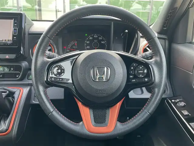 ホンダ Ｎ ＯＮＥ RS 和歌山県 2022(令4)年 1.6万km クリスタルブラックパール 6速MT/純正7インチナビ（VXM-224VFi)/バックカメラ/フルセグＴＶ/BT/CD/DVD/AM/FM/衝突被害軽減ブレーキ/レーンキープアシスト/オートライト/横滑り防止/後方コーナーセンサー/レーダークルーズコントロール/前席シートヒーター/LEDヘッドライト/フォグランプ/純正ラバーマット/純正15インチアルミ/オートホールド/電格ミラー/プッシュスタート
